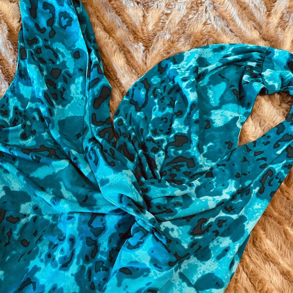 EUC Coldwater Creek dress size P4 Teal abstract design, v neck, sleeveless - Picture 4 of 6